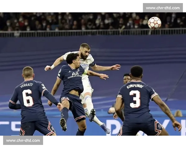 欧冠焦点战激烈对决豪门鏖战绝杀引爆赛场激情球迷彻夜狂欢分析前景 - 副本 - 副本