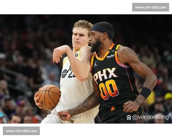 篮球鏖战终场绝杀定胜负全场比分揭晓引热议双方攻防对决高潮迭起 - 副本 (2)