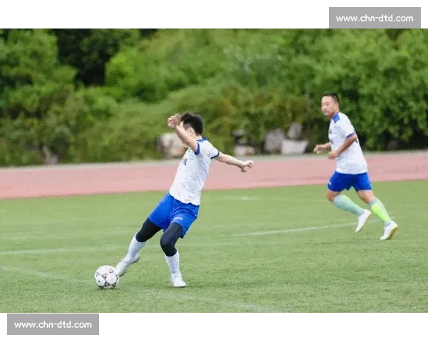 精彩足球赛事汇总分析 各大联赛动态与国际比赛热点一览 - 副本 - 副本